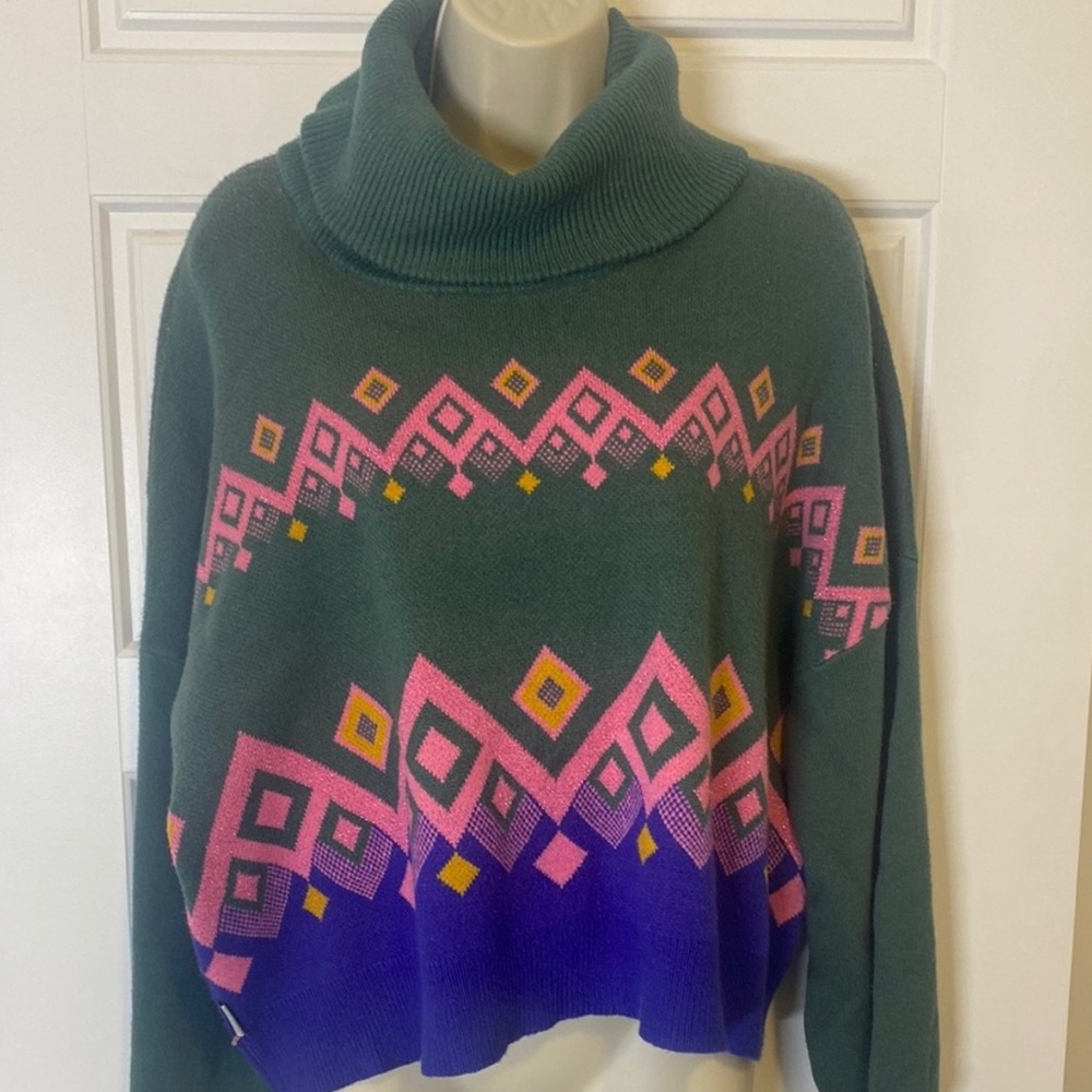 Circus by Sam Edelman Green and Pink Fairisle Sweater